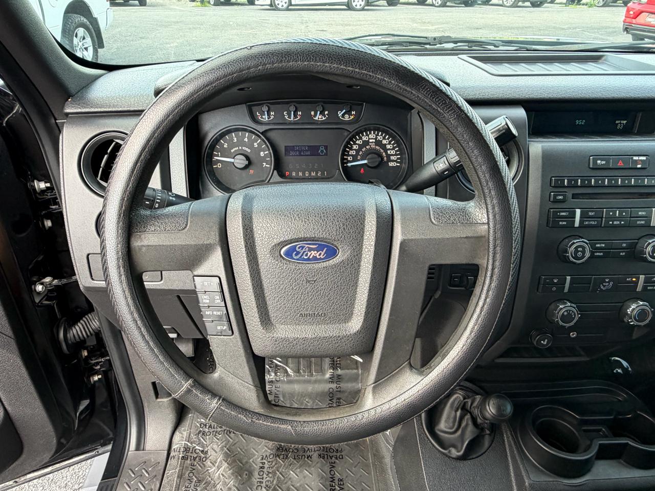 Ford F-150 4WD SuperCrew 157" XL 2011