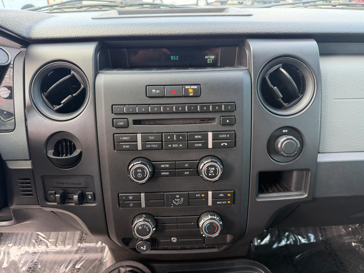 Ford F-150 4WD SuperCrew 157" XL 2011