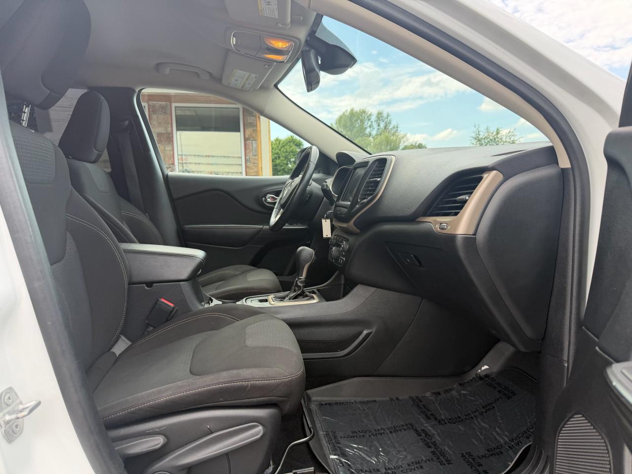 Jeep Cherokee FWD 4dr Latitude 2016