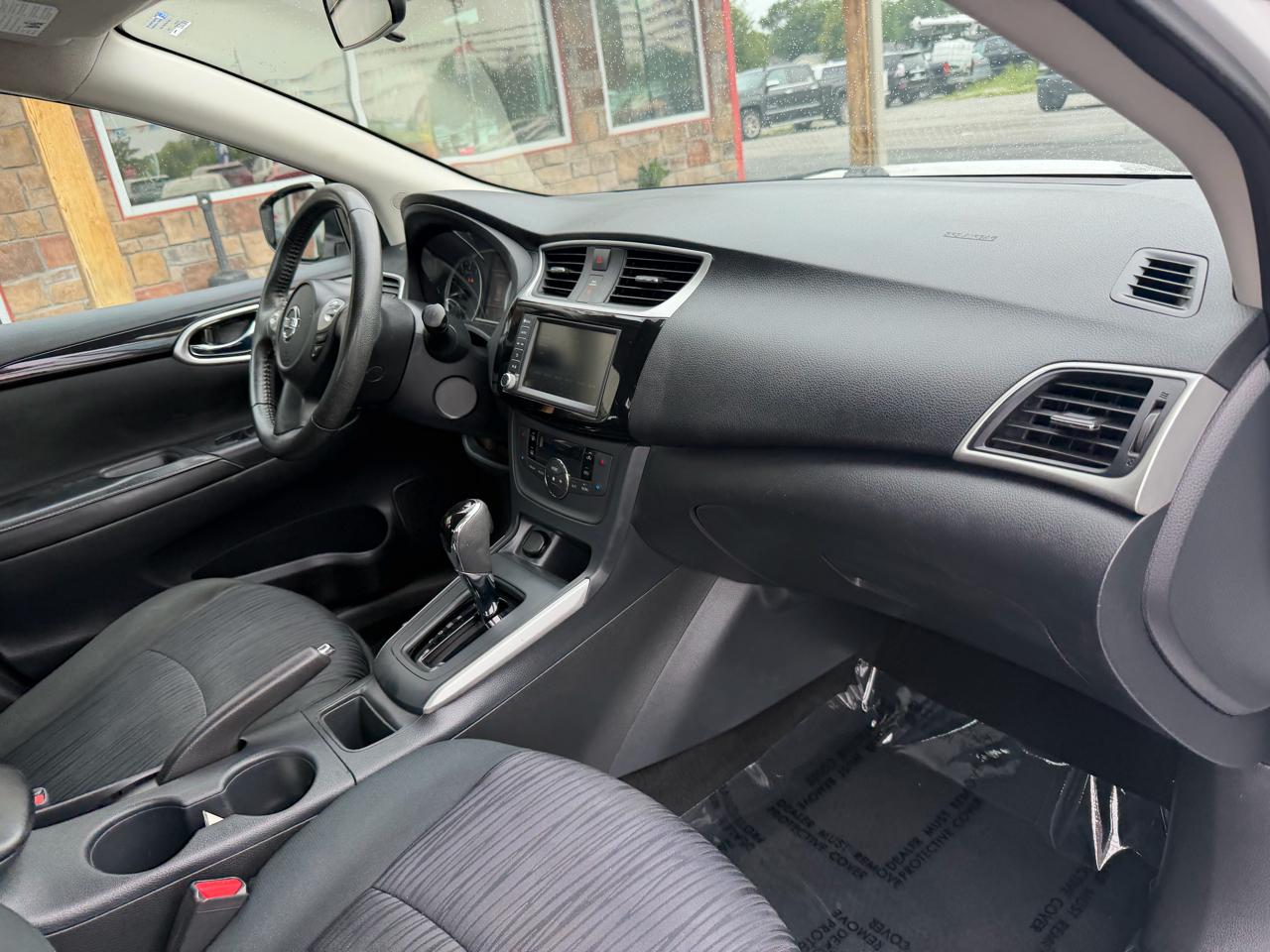 Nissan Sentra SV CVT 2019