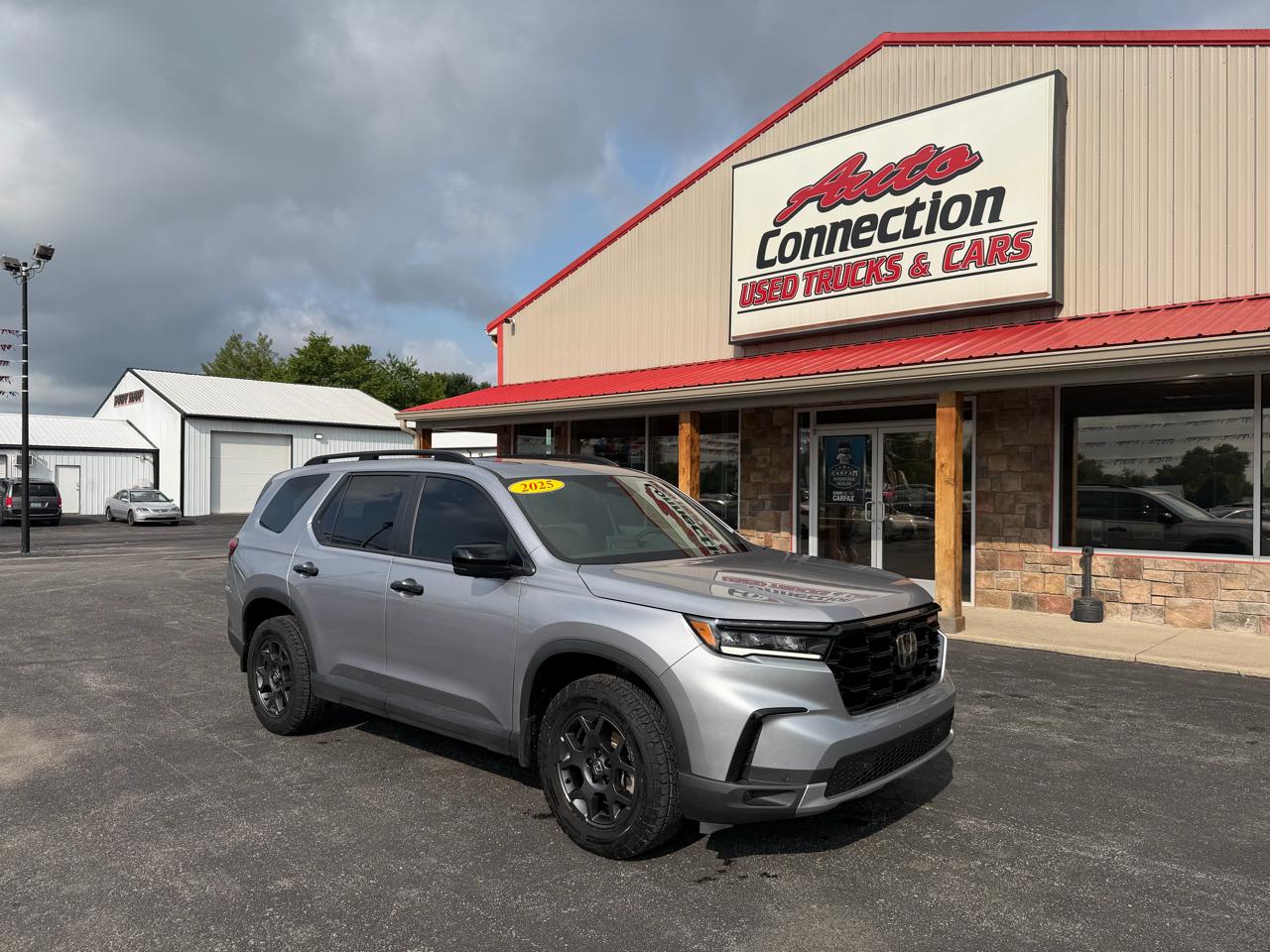 Honda Pilot TrailSport AWD 2025