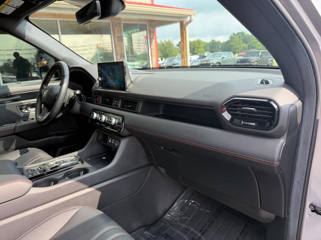 Honda Pilot TrailSport AWD 2025