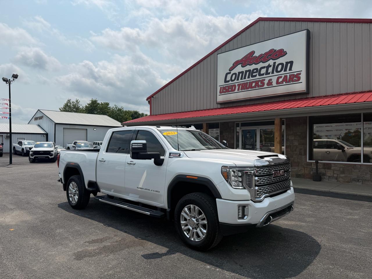 GMC Sierra 2500HD 4WD Crew Cab 159" Denali 2023