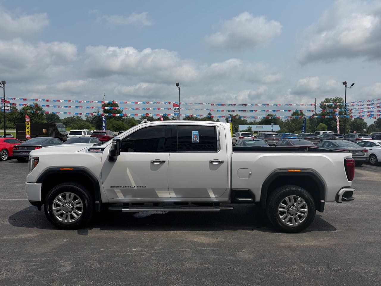 GMC Sierra 2500HD 4WD Crew Cab 159" Denali 2023