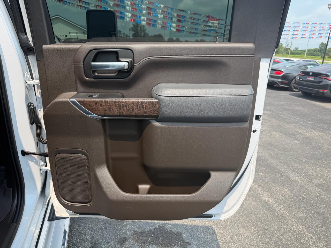 GMC Sierra 2500HD 4WD Crew Cab 159" Denali 2023