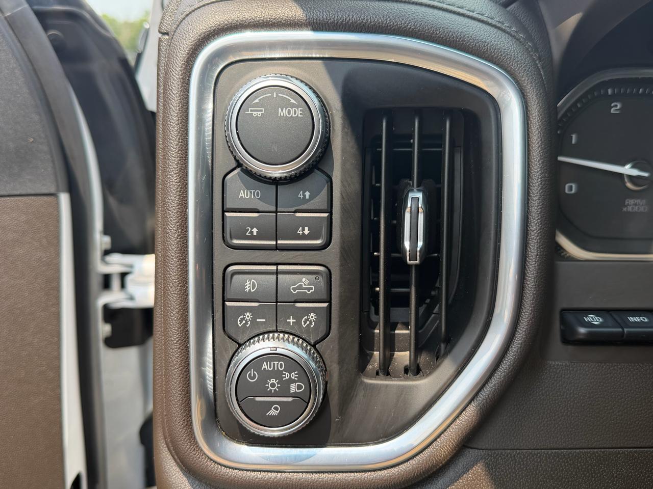 GMC Sierra 2500HD 4WD Crew Cab 159" Denali 2023