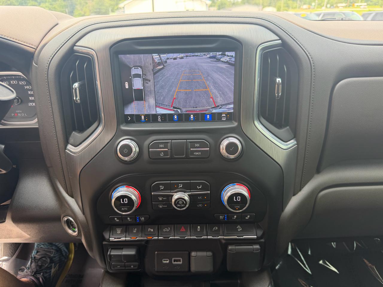 GMC Sierra 2500HD 4WD Crew Cab 159" Denali 2023