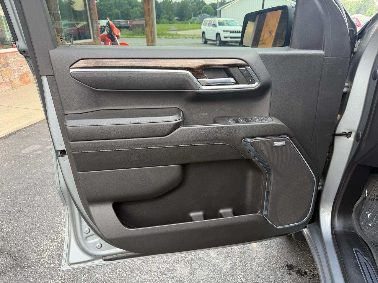 GMC Sierra 1500 4WD Crew Cab 147" Elevation w/3SB 2023