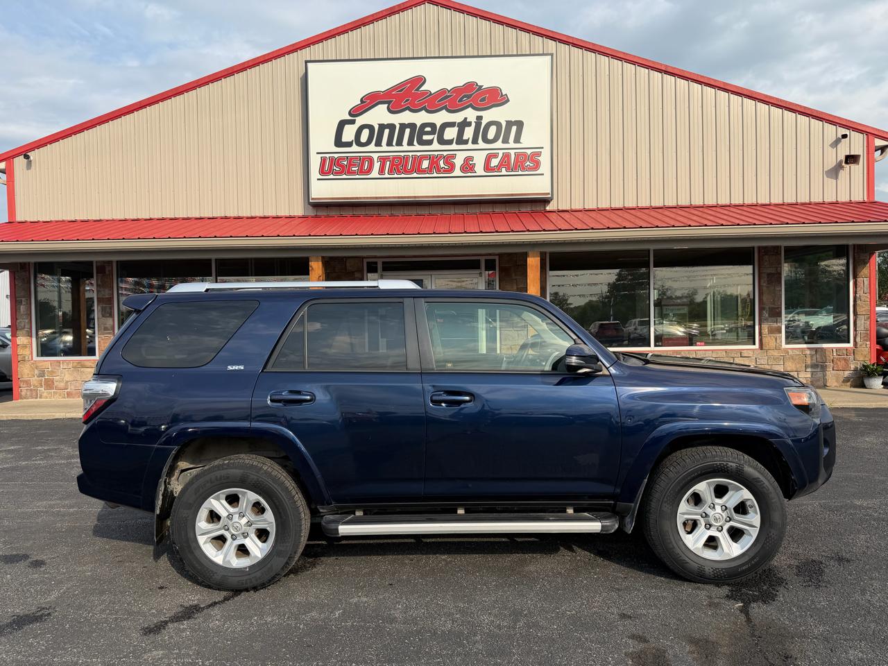 Toyota 4Runner TRD Off Road Premium 4WD (Natl) 2017