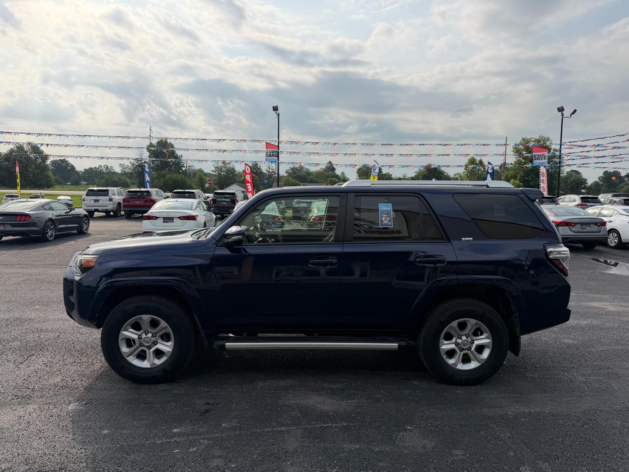 Toyota 4Runner TRD Off Road Premium 4WD (Natl) 2017