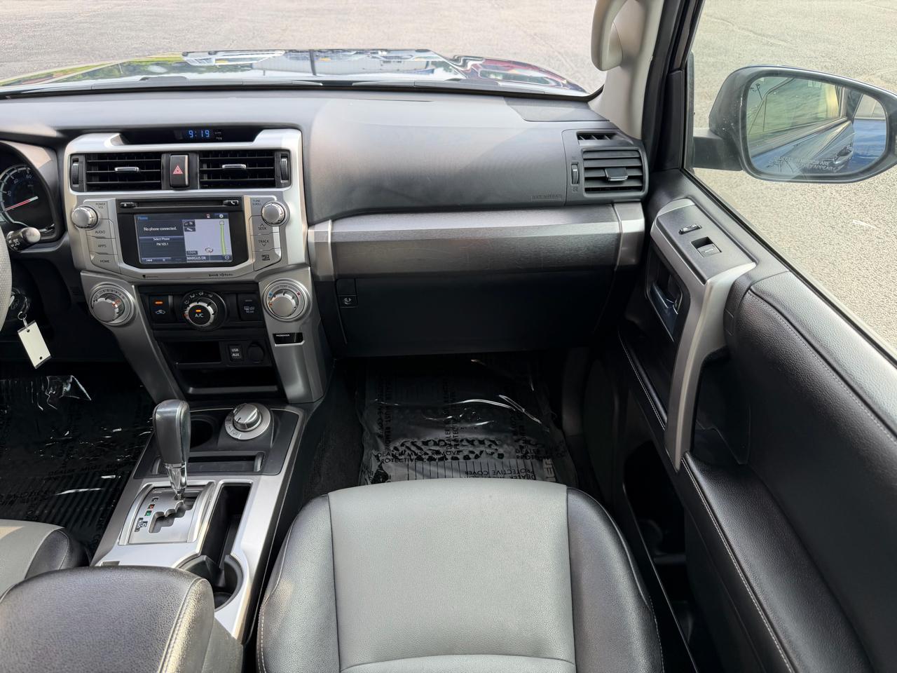 Toyota 4Runner TRD Off Road Premium 4WD (Natl) 2017