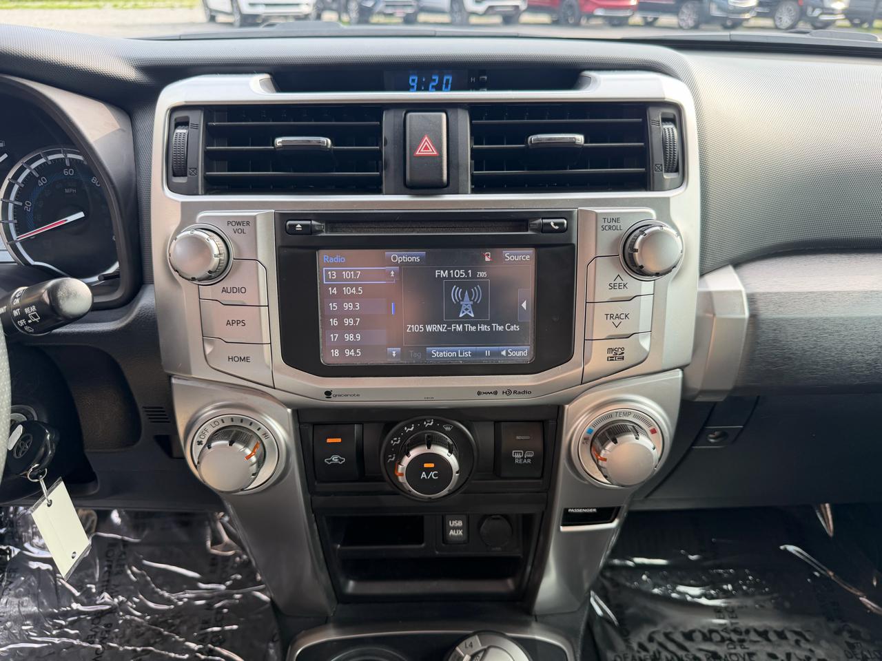 Toyota 4Runner TRD Off Road Premium 4WD (Natl) 2017