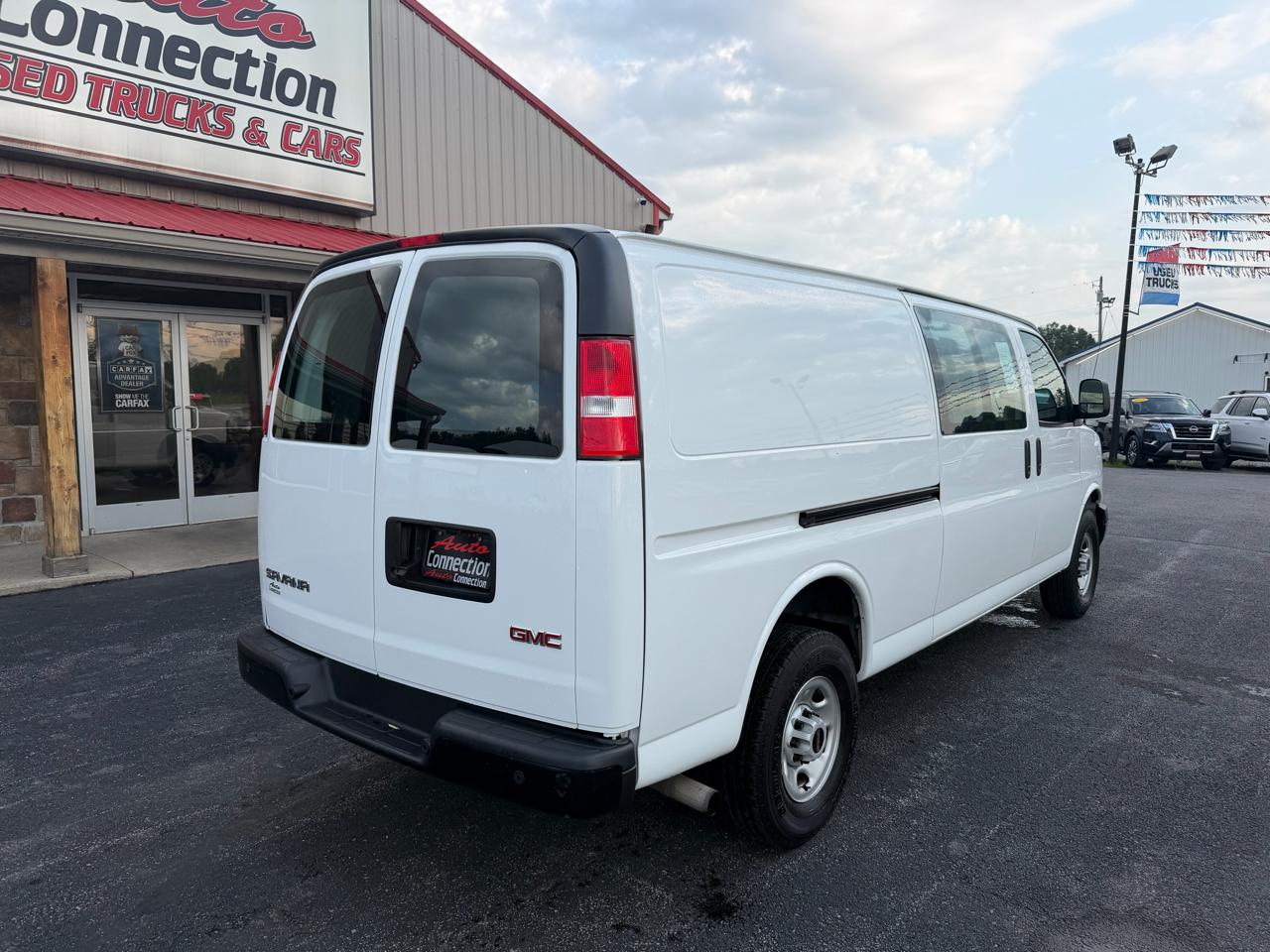 GMC Savana Cargo Van RWD 2500 155" 2023