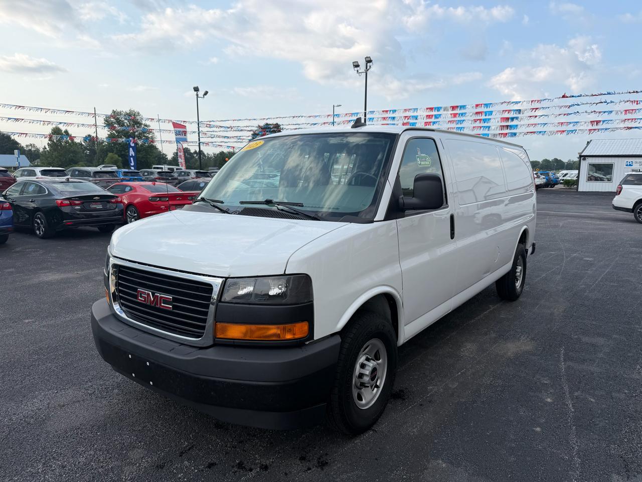 GMC Savana Cargo Van RWD 2500 155" 2023