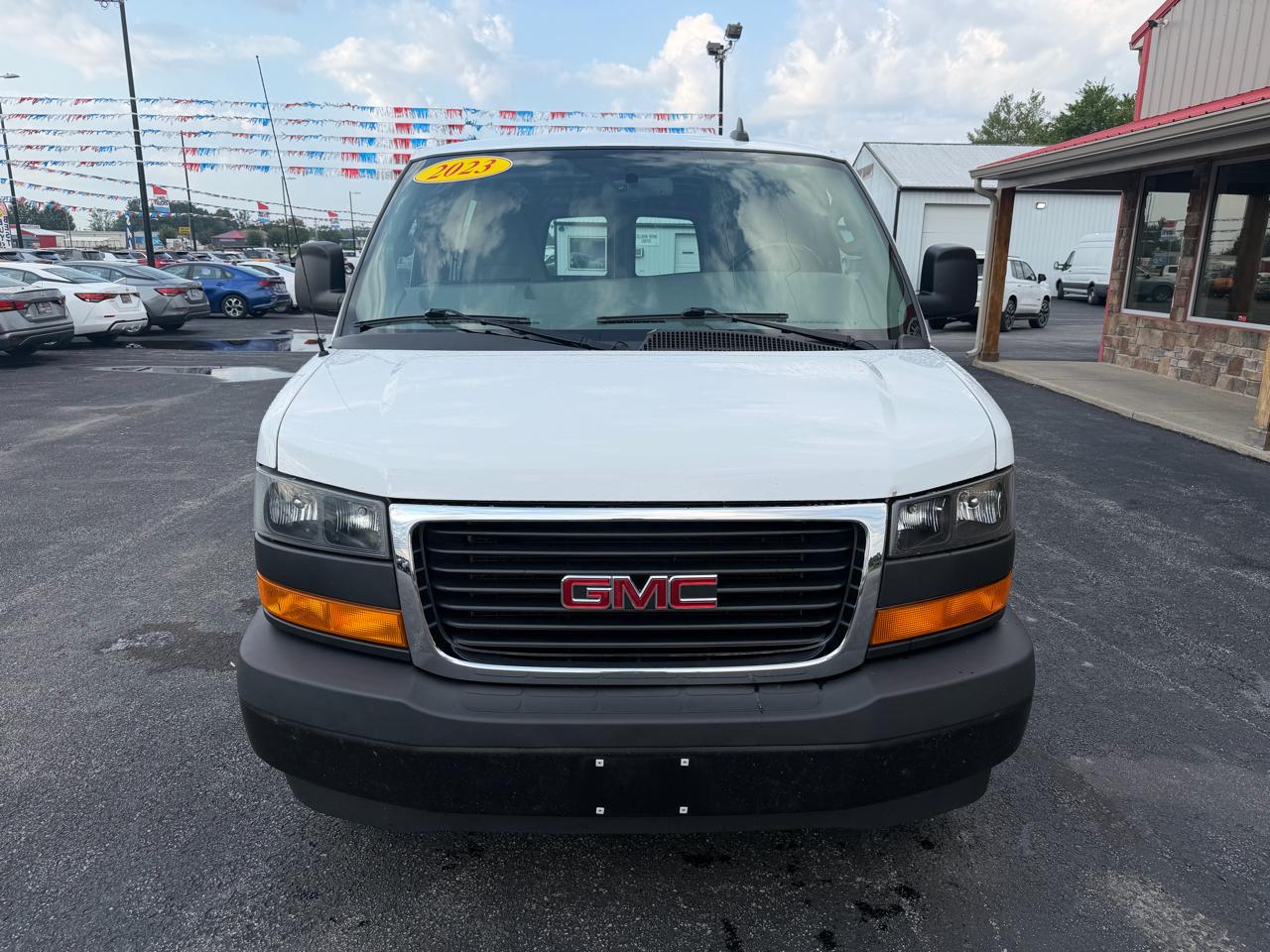 GMC Savana Cargo Van RWD 2500 155" 2023