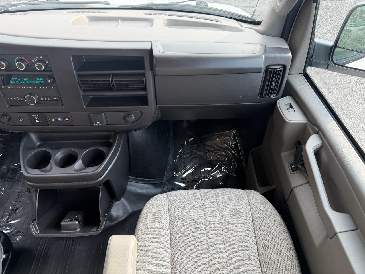 GMC Savana Cargo Van RWD 2500 155" 2023
