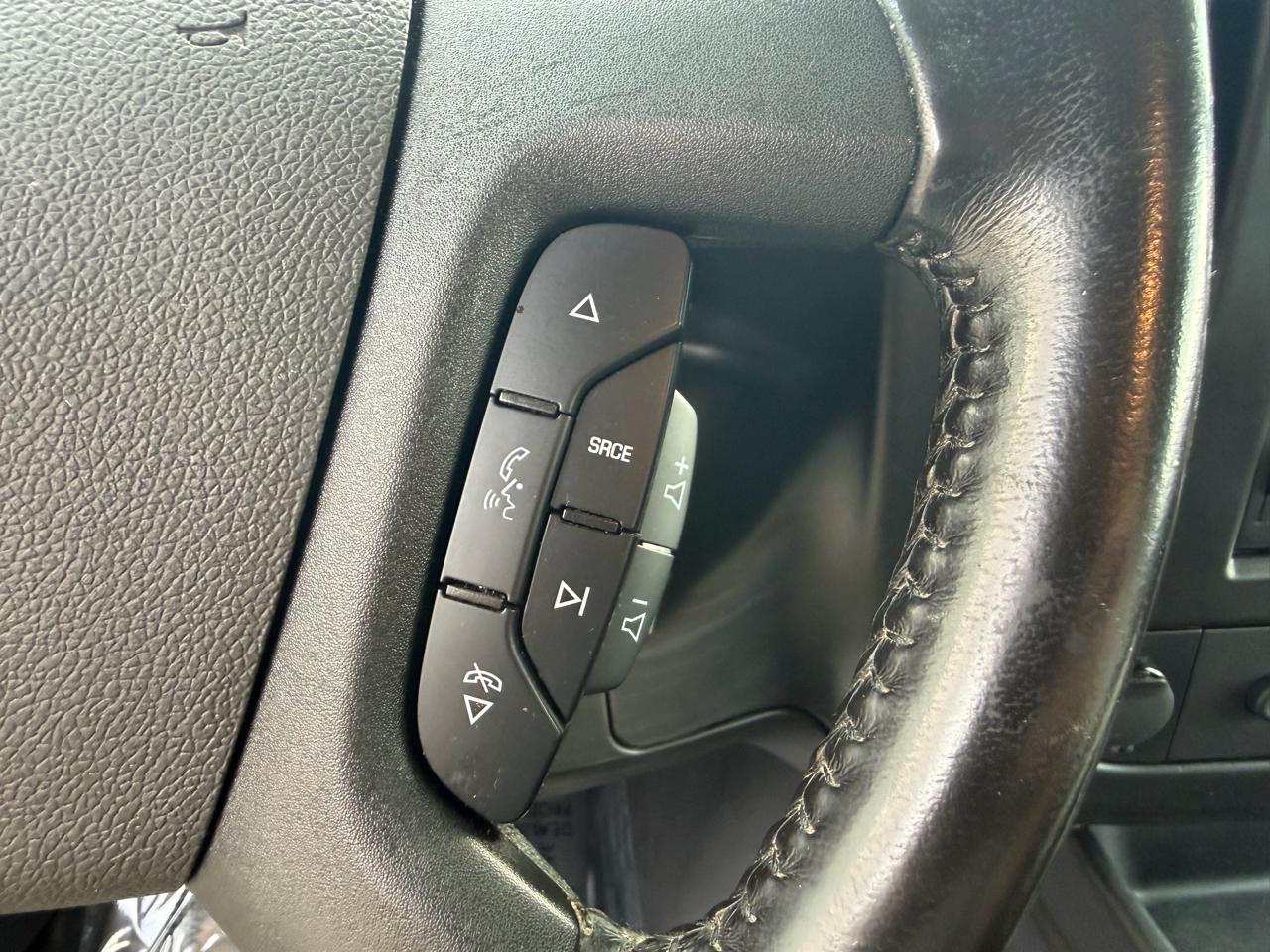 GMC Savana Cargo Van RWD 2500 155" 2023