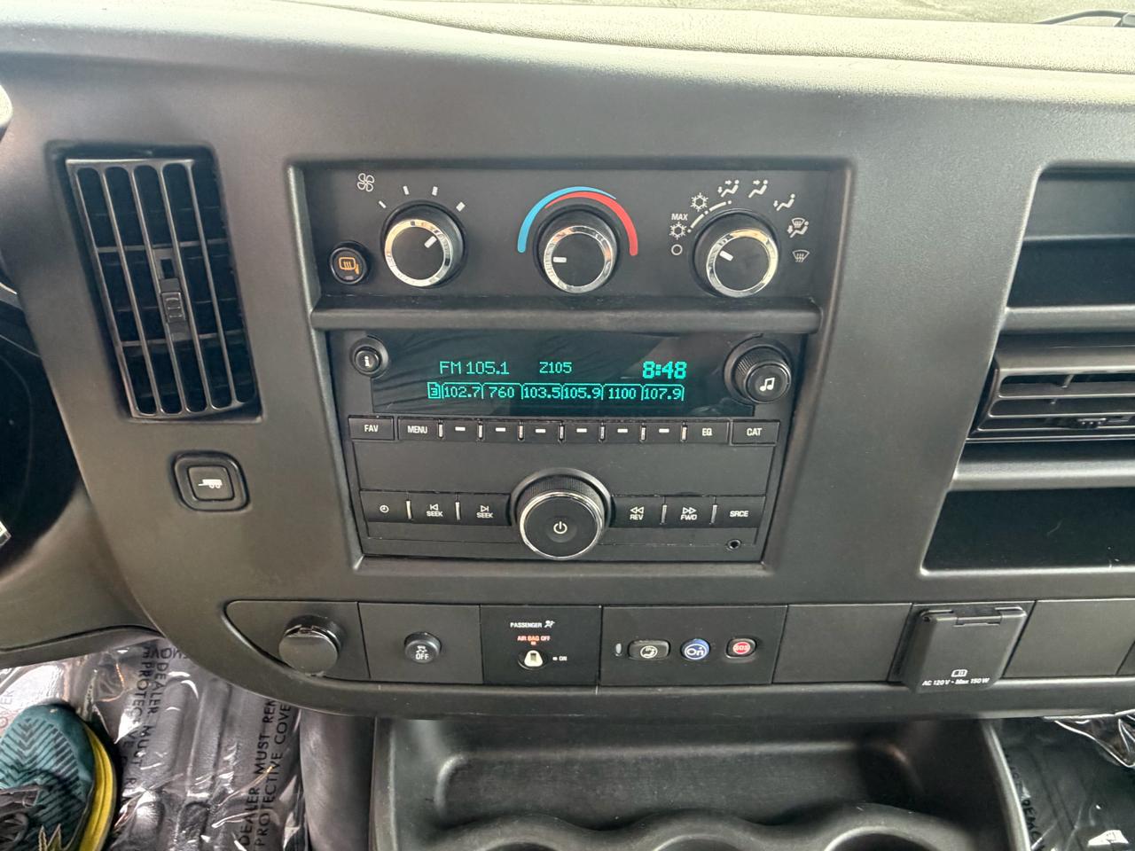 GMC Savana Cargo Van RWD 2500 155" 2023