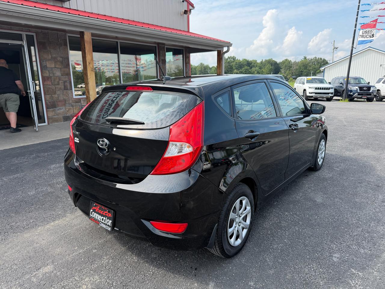 Hyundai Accent 5dr HB Auto GS 2014