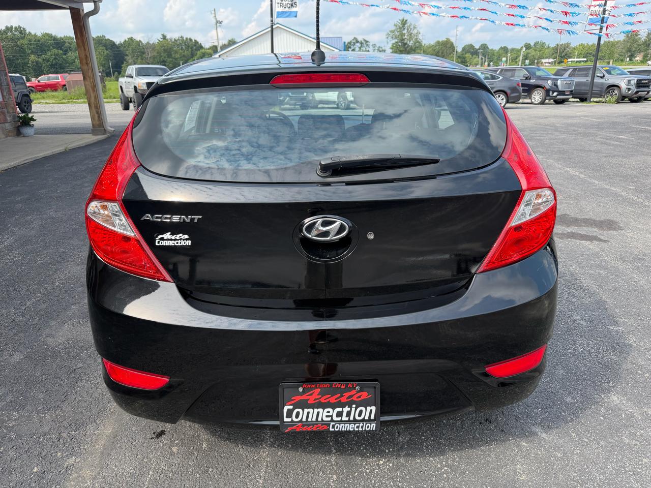 Hyundai Accent 5dr HB Auto GS 2014