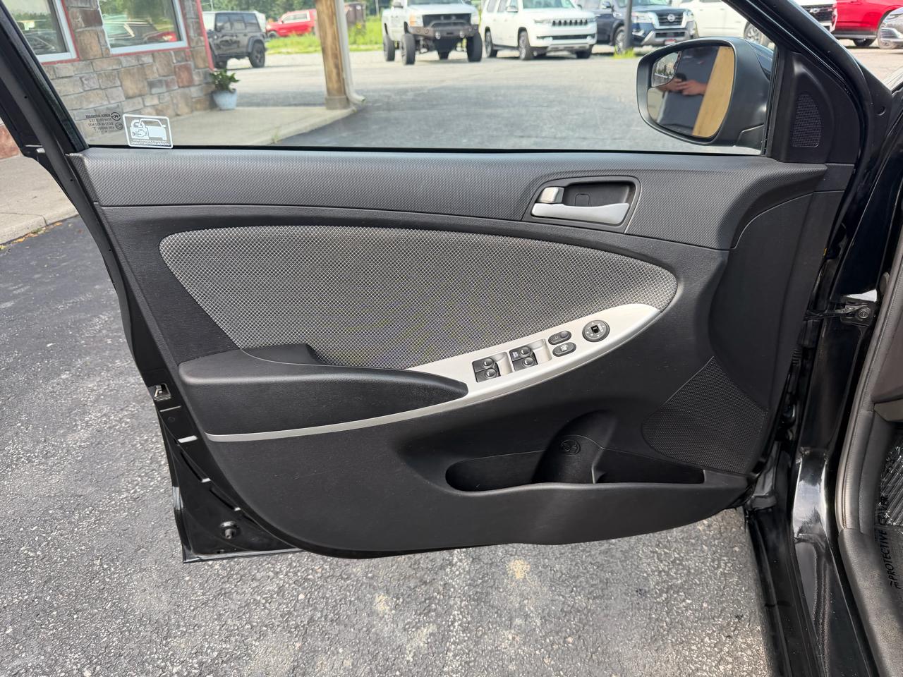 Hyundai Accent 5dr HB Auto GS 2014