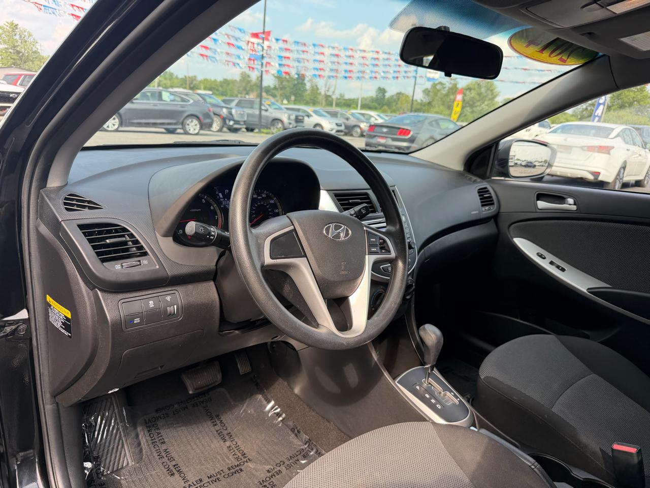Hyundai Accent 5dr HB Auto GS 2014