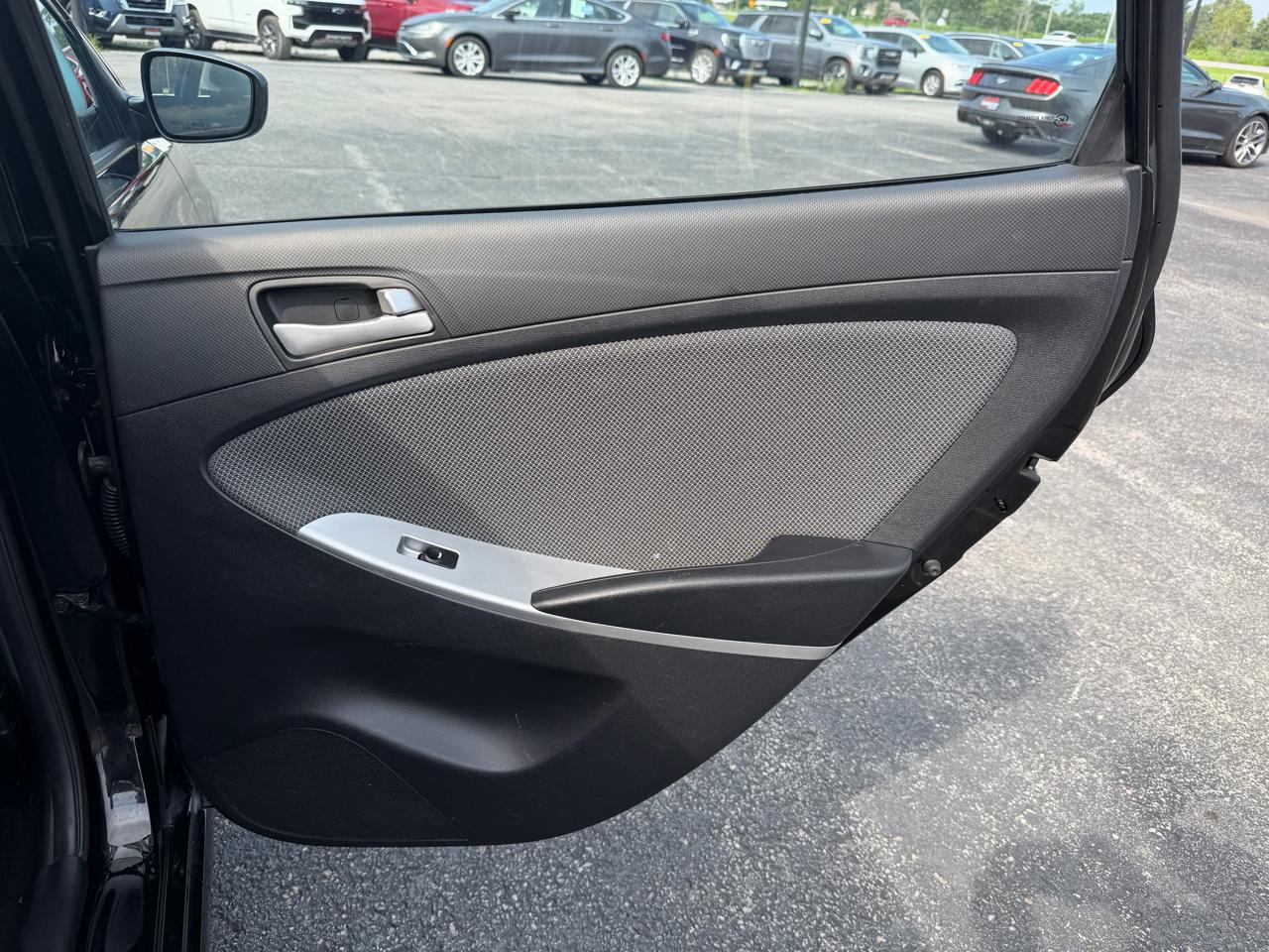 Hyundai Accent 5dr HB Auto GS 2014