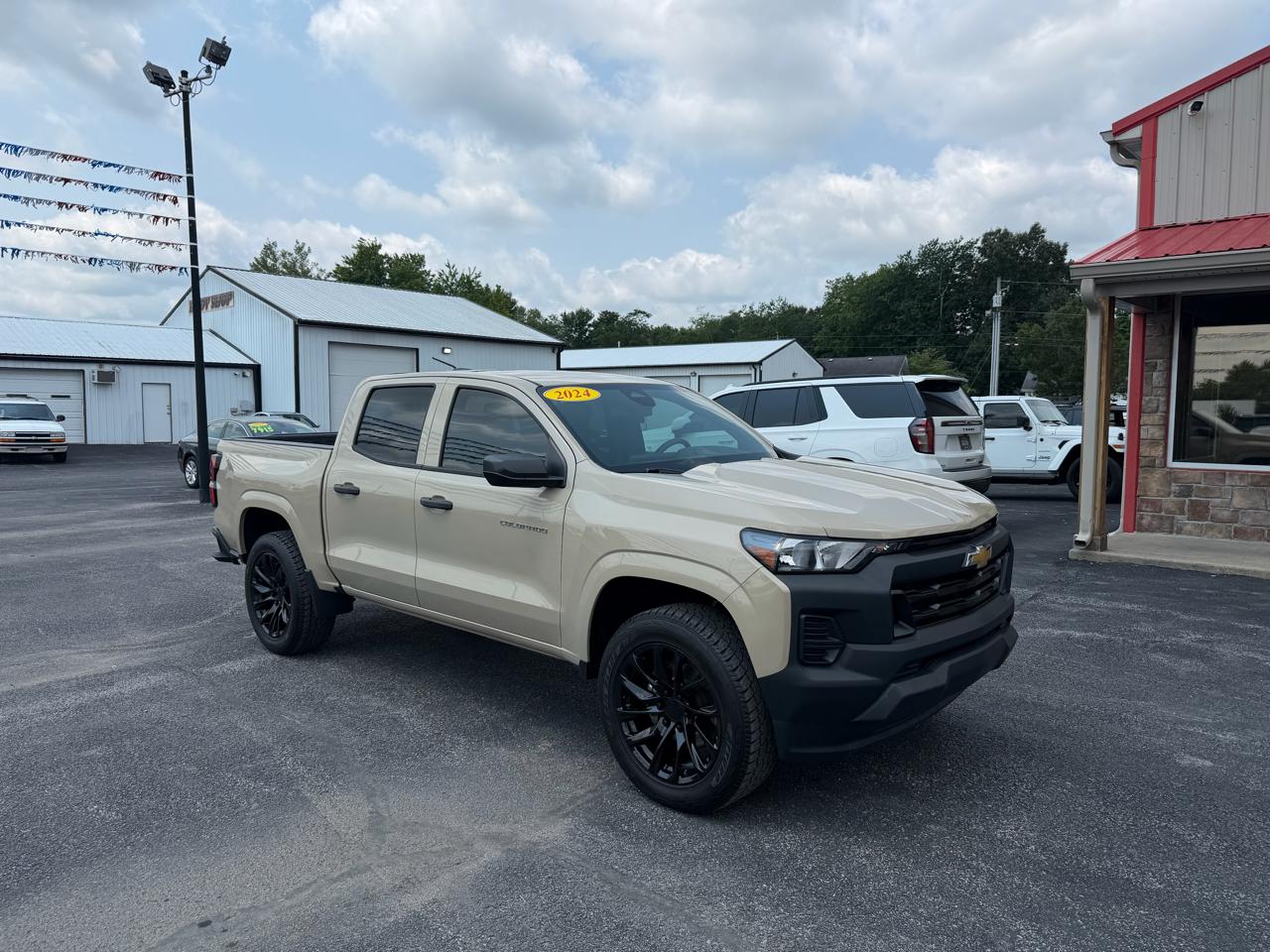 2024 Chevrolet Colorado 2WD Crew Cab WT