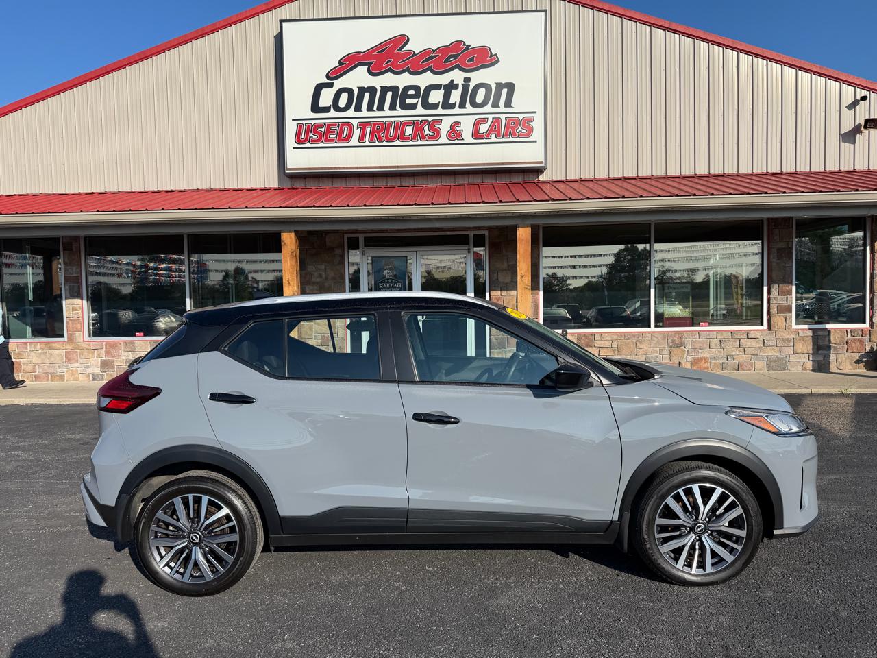 Nissan Kicks SV FWD 2024
