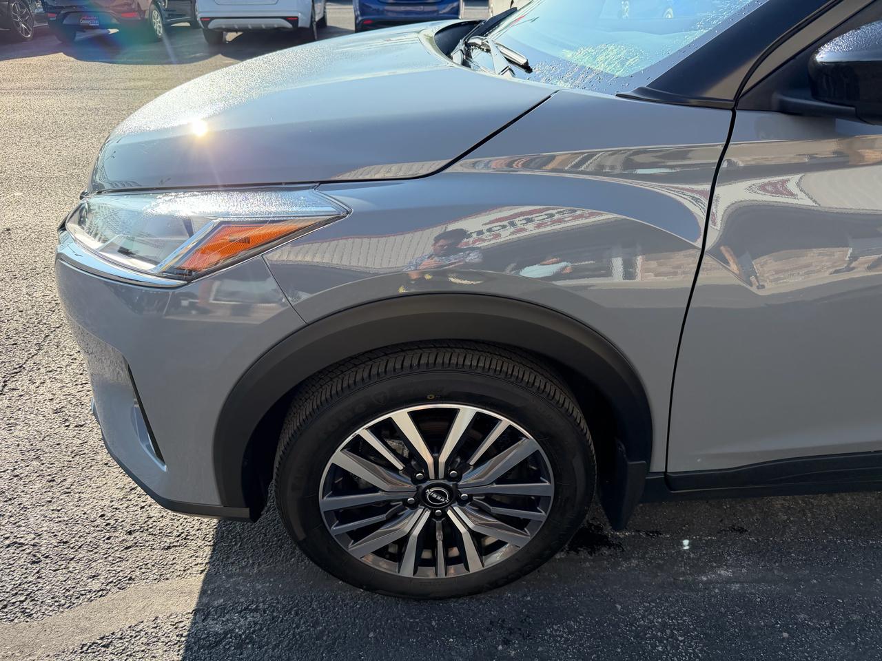 Nissan Kicks SV FWD 2024