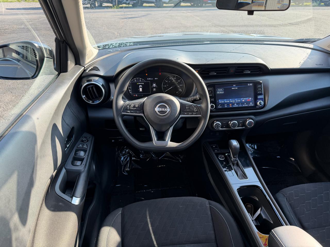 Nissan Kicks SV FWD 2024