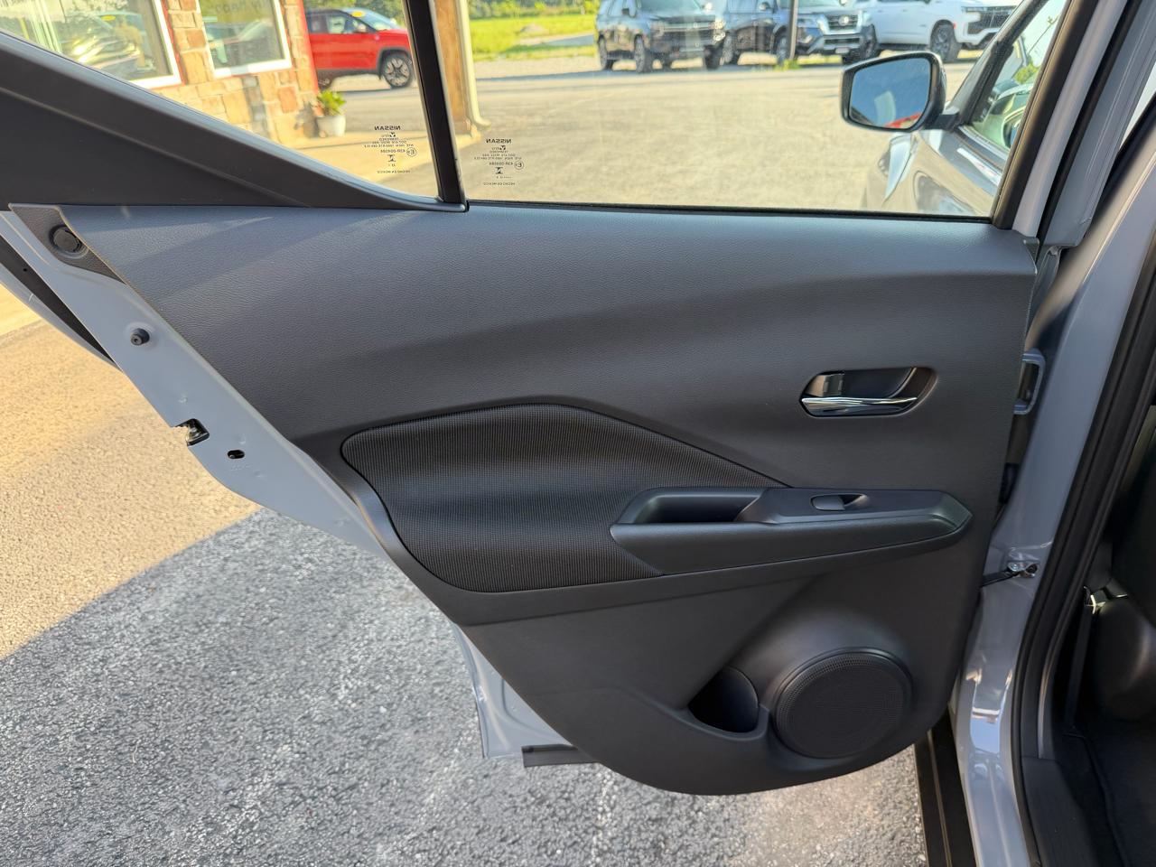 Nissan Kicks SV FWD 2024