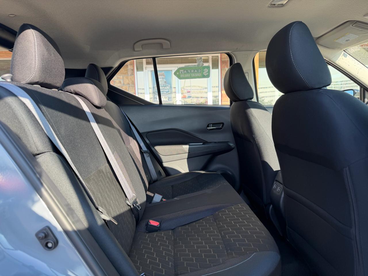 Nissan Kicks SV FWD 2024