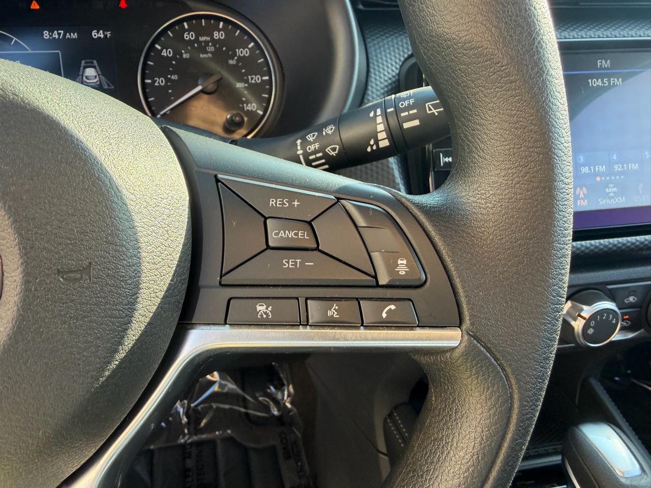 Nissan Kicks SV FWD 2024
