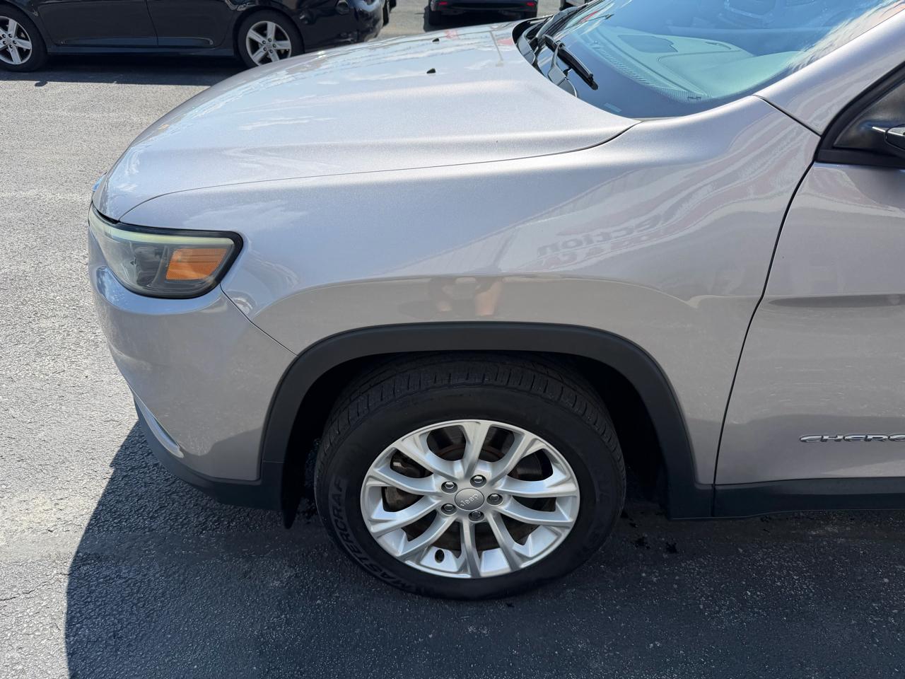 Jeep Cherokee Latitude FWD 2020