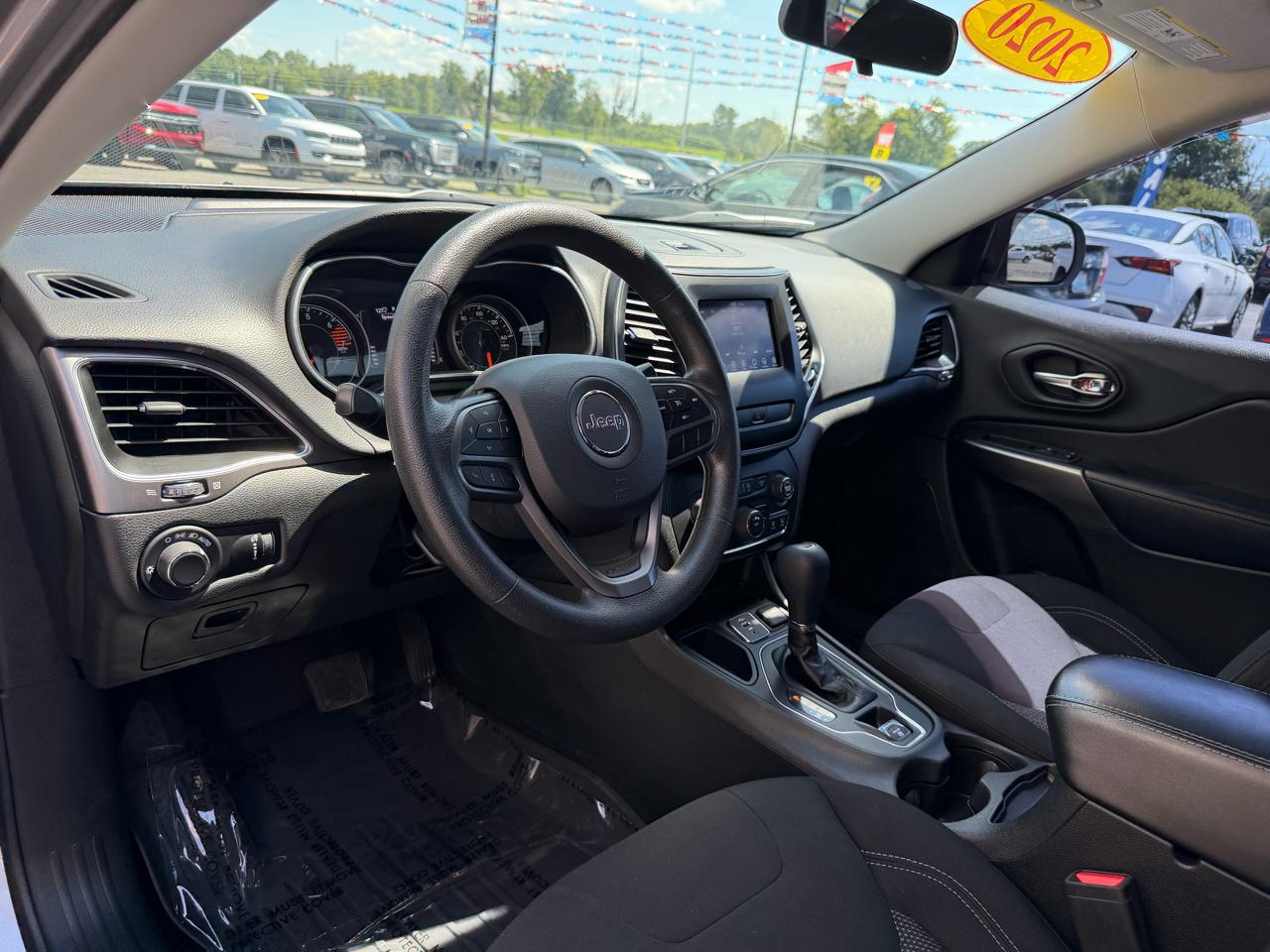 Jeep Cherokee Latitude FWD 2020