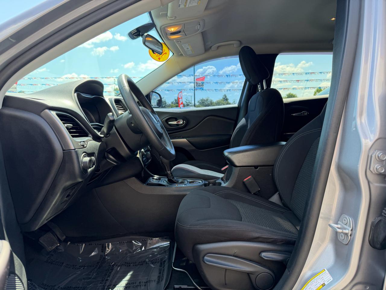Jeep Cherokee Latitude FWD 2020
