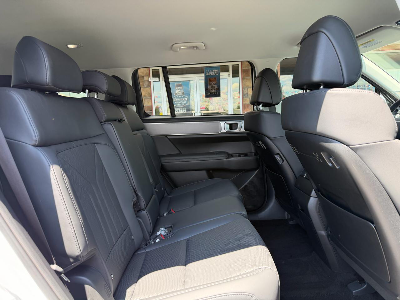 Hyundai Santa Fe SEL AWD 2026