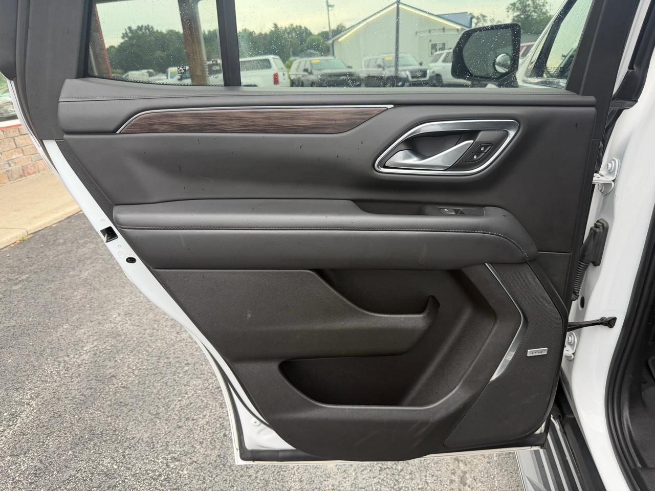 Chevrolet Tahoe 4WD 4dr LT 2022