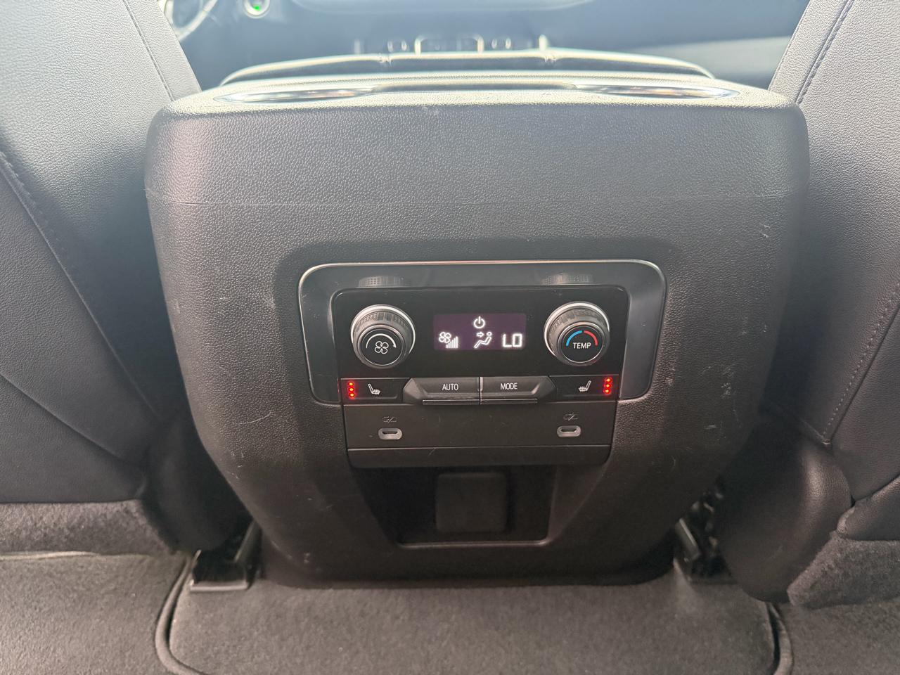 Chevrolet Tahoe 4WD 4dr LT 2022