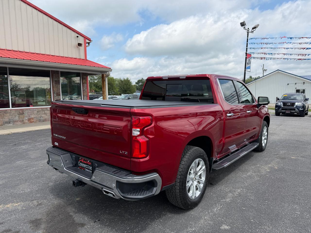 Chevrolet Silverado 1500 4WD Crew Cab 147" LTZ 2024