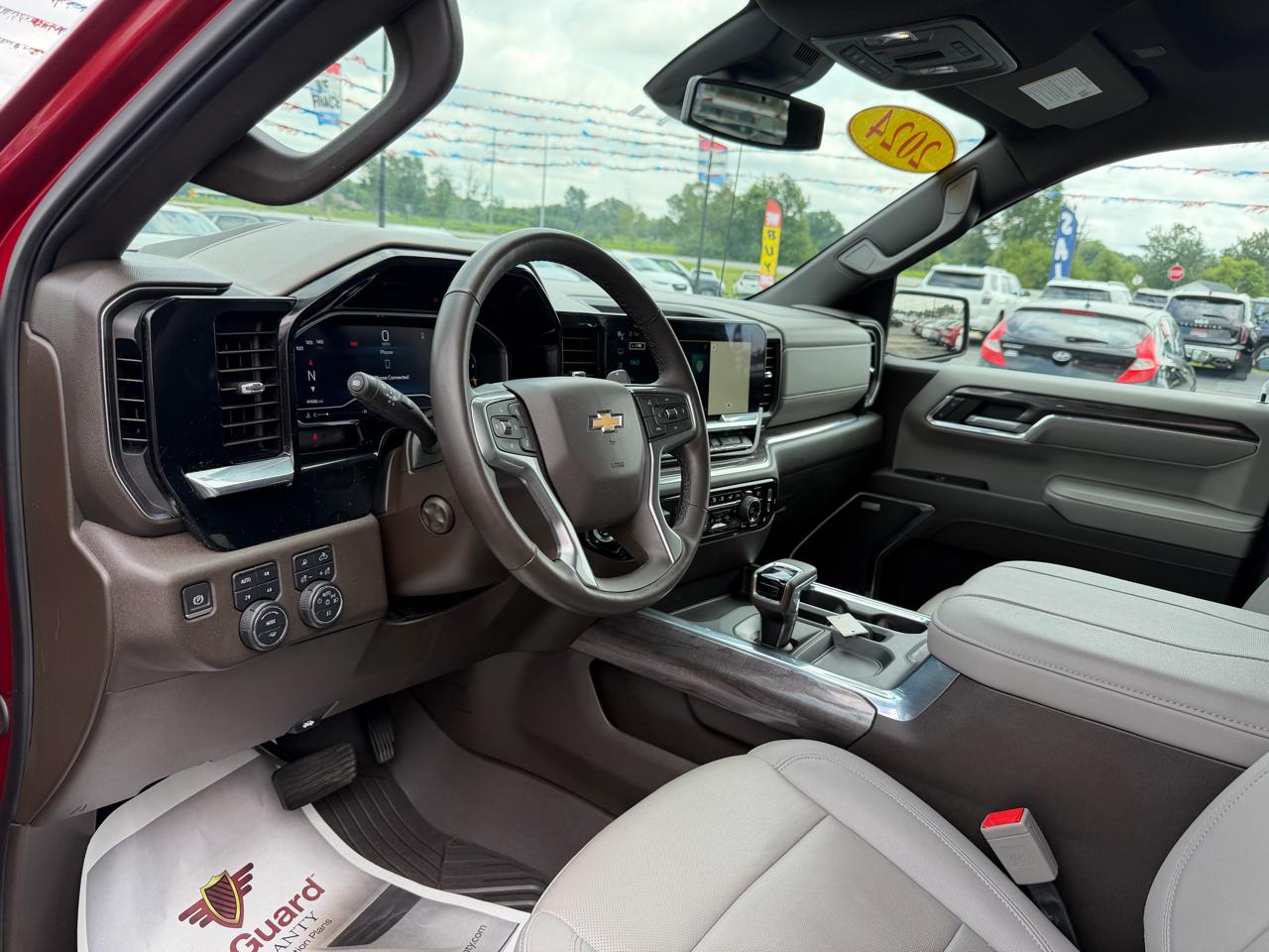Chevrolet Silverado 1500 4WD Crew Cab 147" LTZ 2024