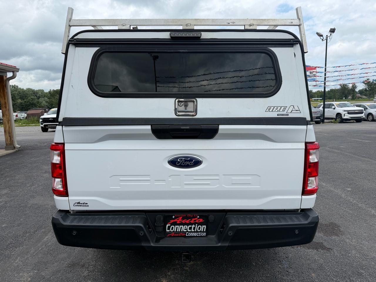 Ford F-150 2WD Supercab 163" XL 2022