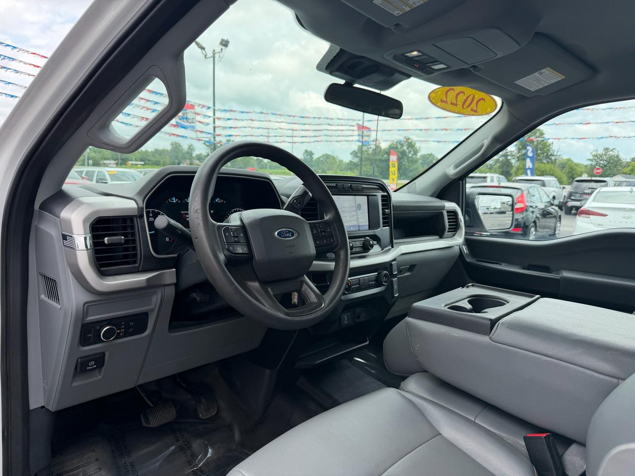 Ford F-150 2WD Supercab 163" XL 2022