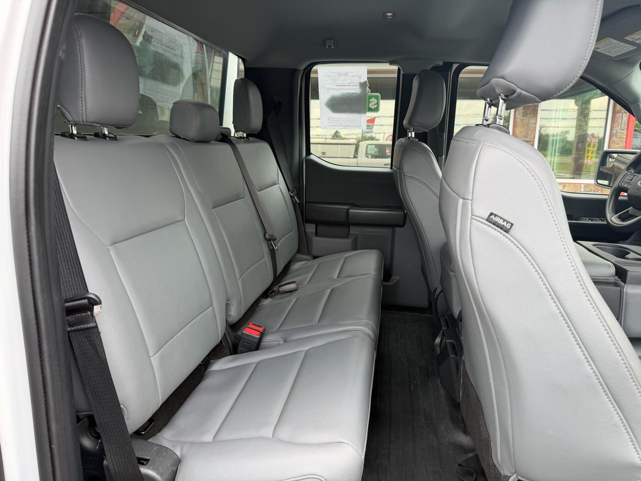 Ford F-150 2WD Supercab 163" XL 2022