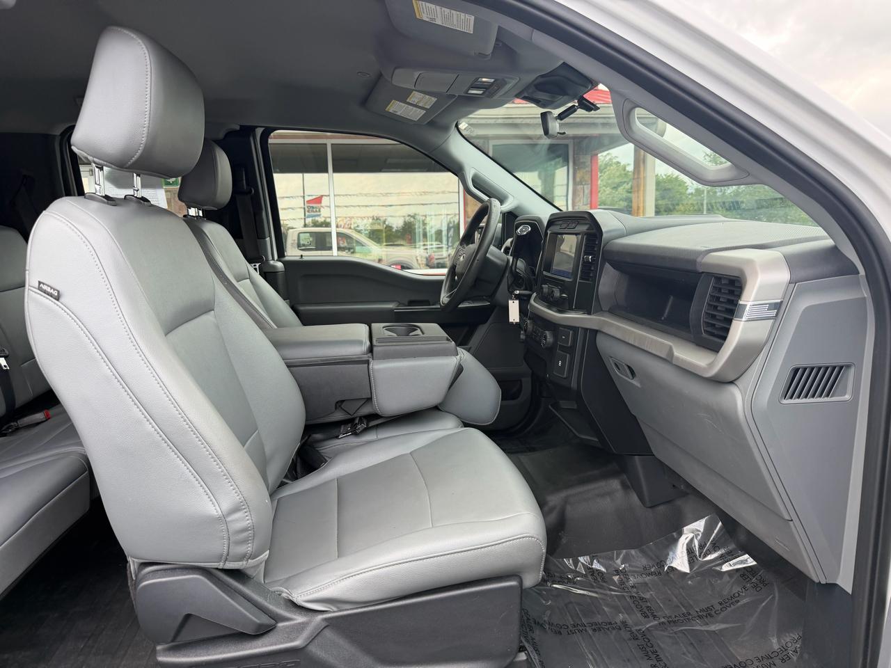 Ford F-150 2WD Supercab 163" XL 2022