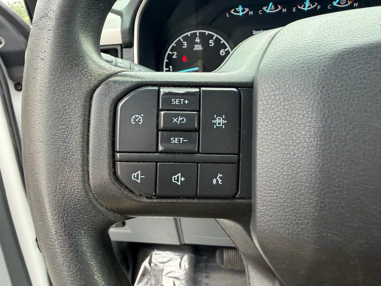 Ford F-150 2WD Supercab 163" XL 2022