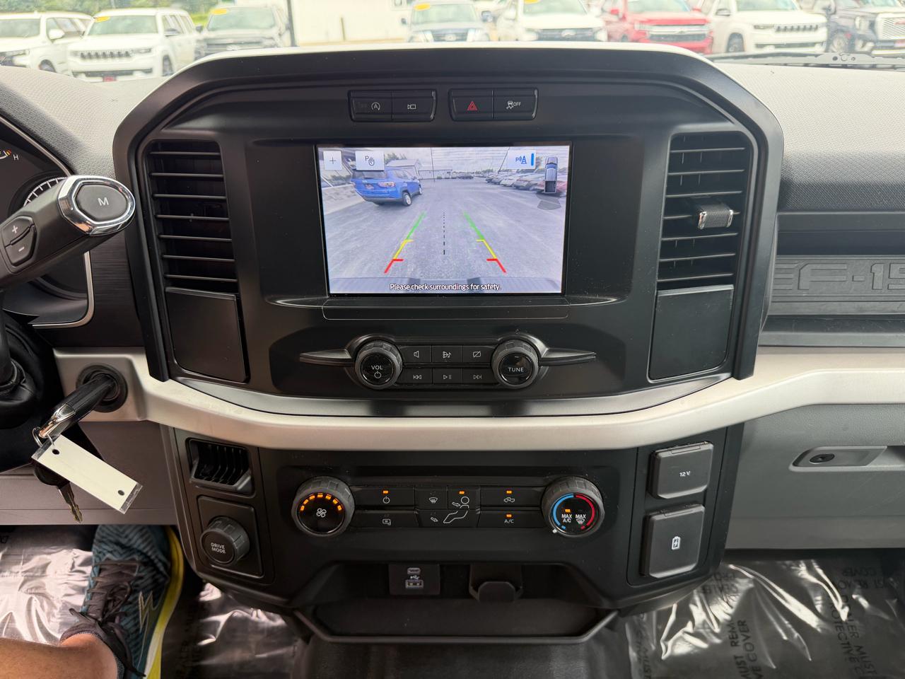 Ford F-150 2WD Supercab 163" XL 2022
