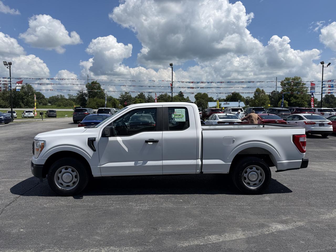 Ford F-150 2WD Supercab 163" XL 2022