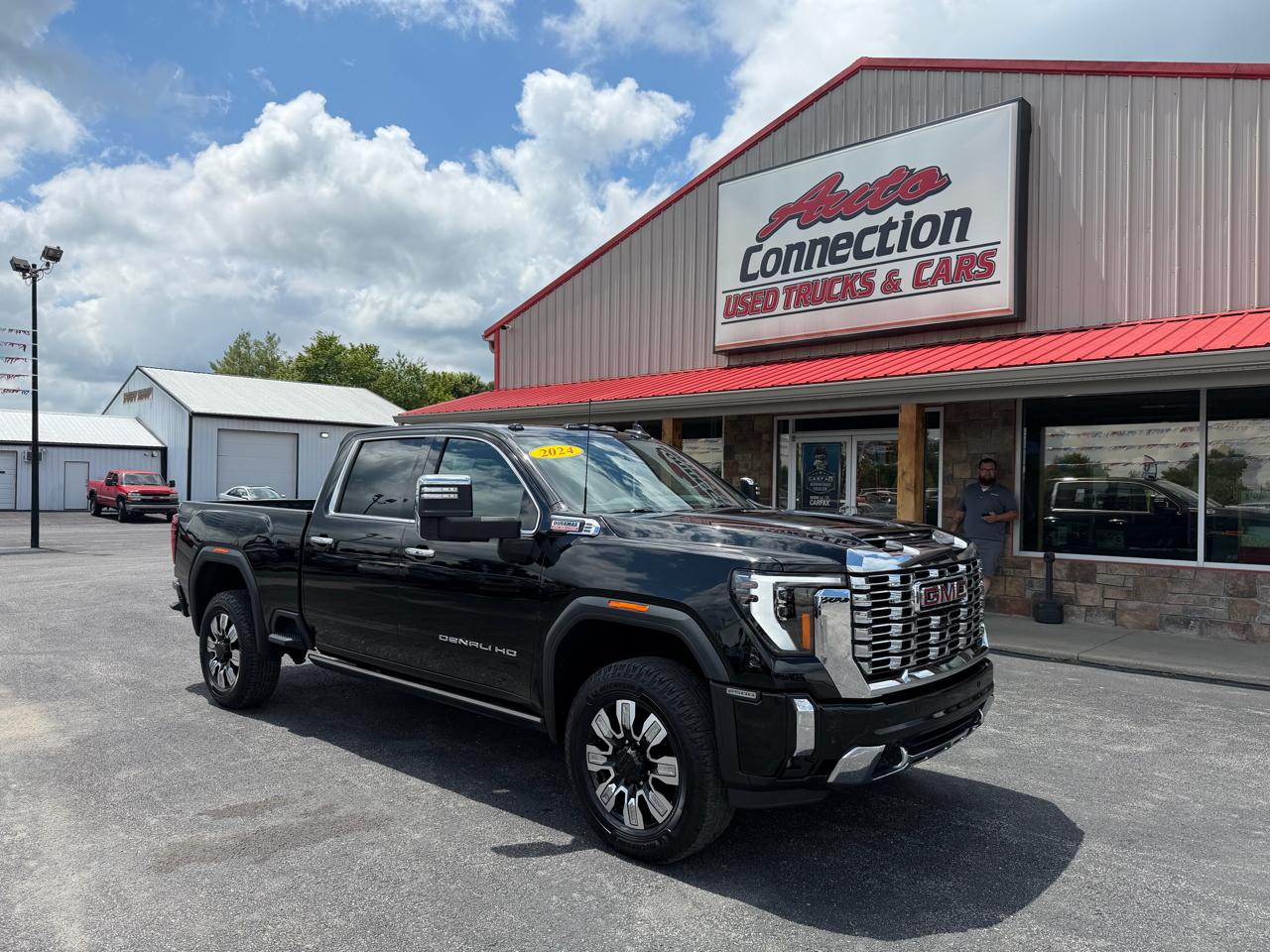 2024 GMC Sierra 2500HD 4WD Crew Cab 159" Denali